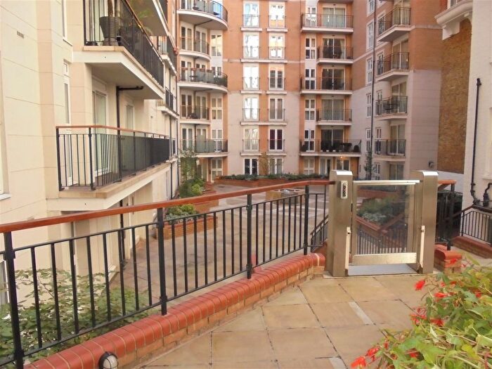 1 Bedroom Flat To Rent In Artillery Mansions, London, SW1H