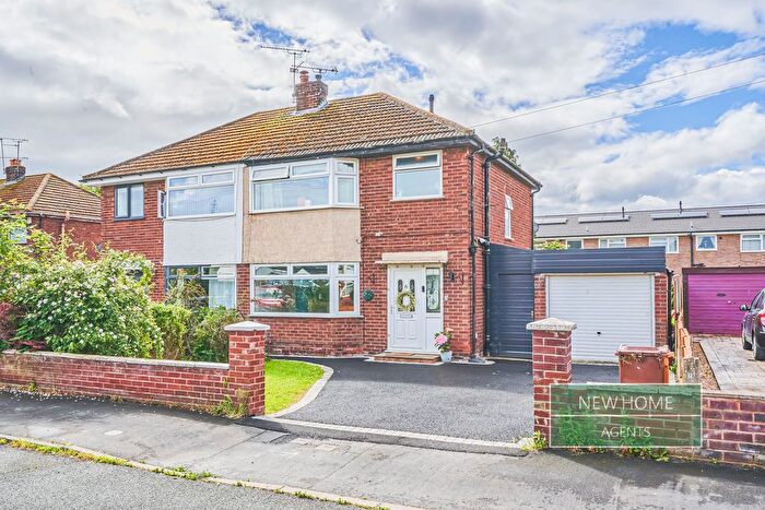 3 Bedroom Semi-Detached House For Sale In Evansleigh Drive, Sandycroft, Deeside, CH5