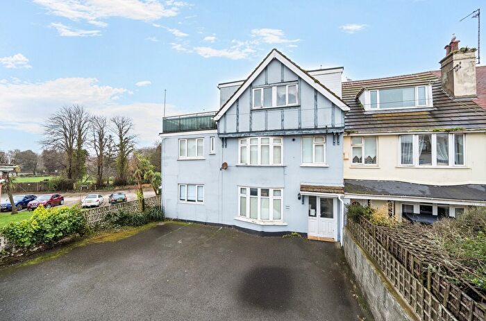 1 Bedroom Flat For Sale In Leighon Road, Paignton, Devon, TQ3