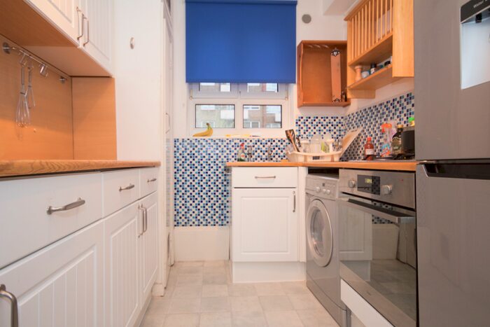 2 Bedroom Apartment To Rent In Pynfolds Estate, Jamaica Road, London, Greater London, SE16