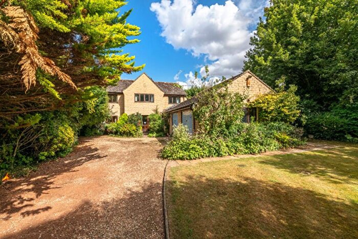 5 Bedroom Detached House For Sale In Millfield Road, Market Deeping, PE6