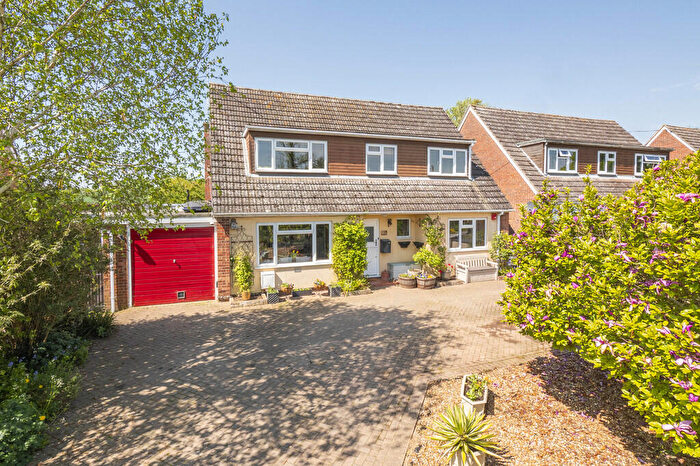 4 Bedroom Chalet For Sale In Lamarsh, Bures, Suffolk, CO8