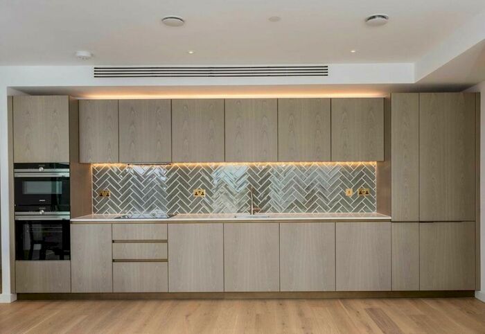1 Bedroom Flat To Rent In City Road, Clerkenwell, EC1V