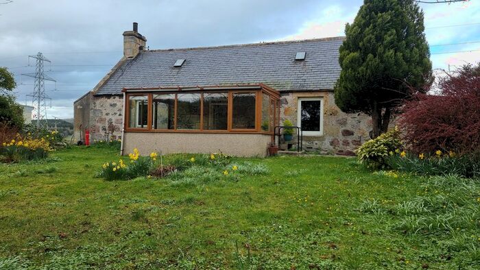 2 Bedroom Farmhouse For Sale In Dallas, By Forres, IV36