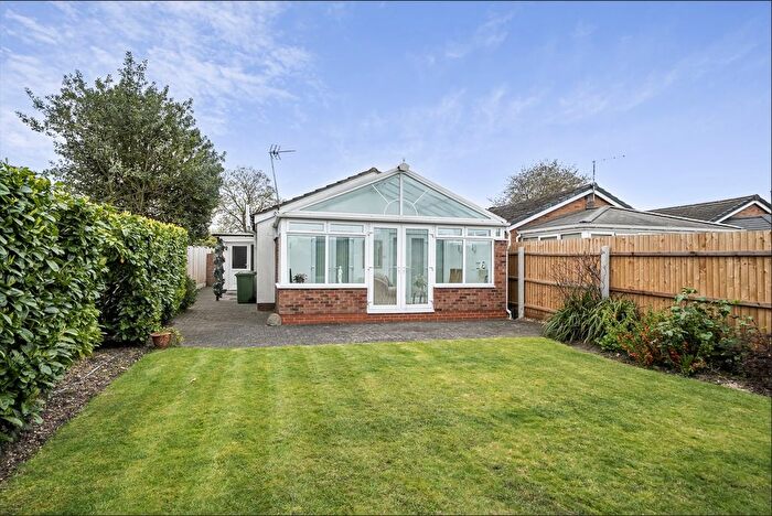2 Bedroom Bungalow For Sale In Foredrove Lane, Solihull, West Midlands, B92