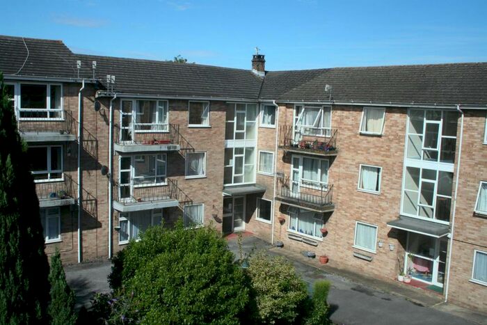2 Bedroom Flat To Rent In Salisbury - Cleveland Flats, SP1