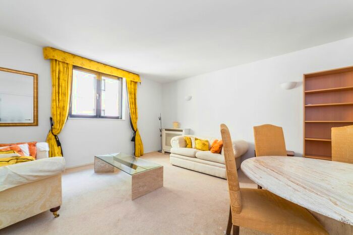 1 Bedroom Flat To Rent In Cromwell Road, South Kensington, London, SW7