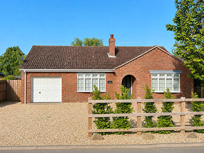 3 Bedroom Detached Bungalow For Sale In Bells Drove, Sutton St James, PE12