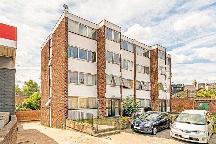 1 Bedroom Flat To Rent In Foxberry Road, Brockley, SE4