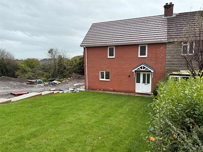 3 Bedroom Semi Detached House For Sale In Brynmefys, Llanelli, SA15