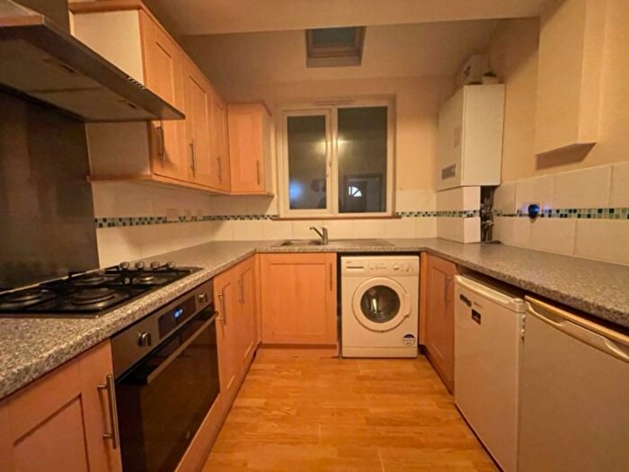 1 Bedroom Flat To Rent In Manor Road, Wallington, SM6