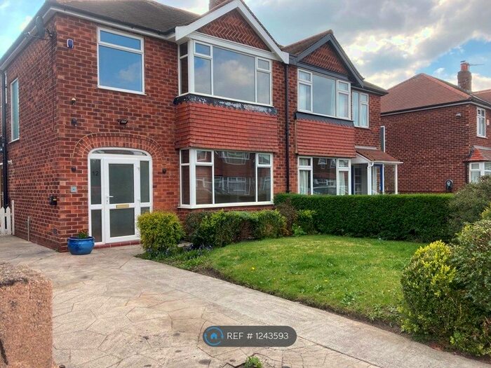 3 Bedroom Semi-Detached House To Rent In Caldbeck Avenue, Sale, M33