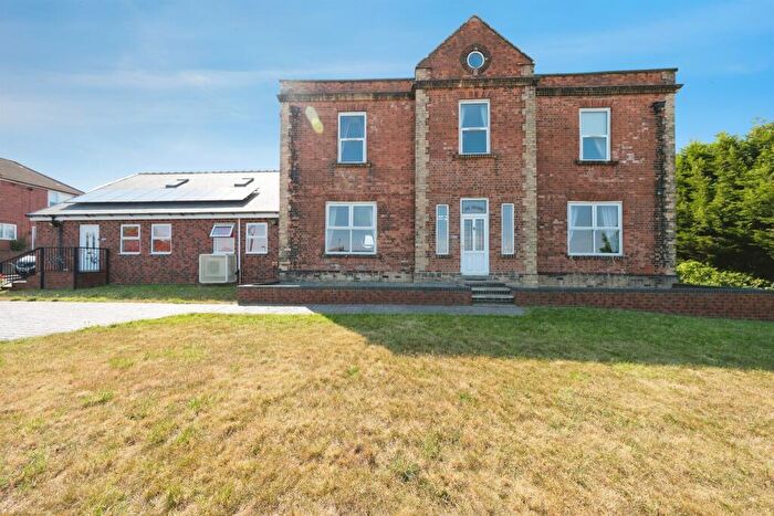 6 Bedroom Detached House For Sale In Sandhill Road, Rawmarsh, Rotherham, S62
