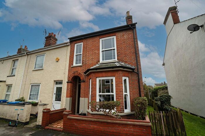 2 Bedroom Terraced House For Sale In St. Georges Road, Lowestoft, NR33