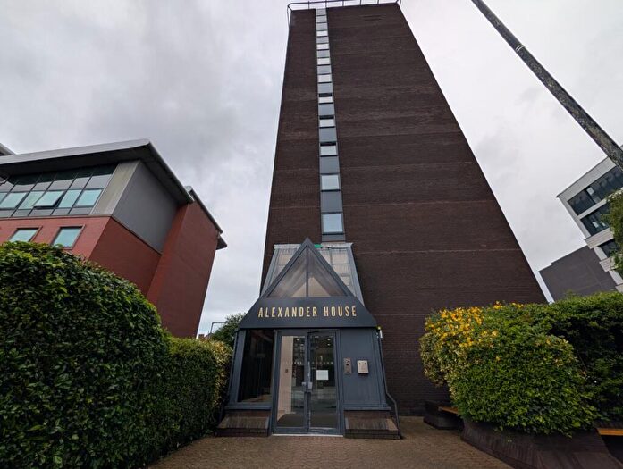 1 Bedroom Flat For Sale In Talbot Road, Manchester, M16