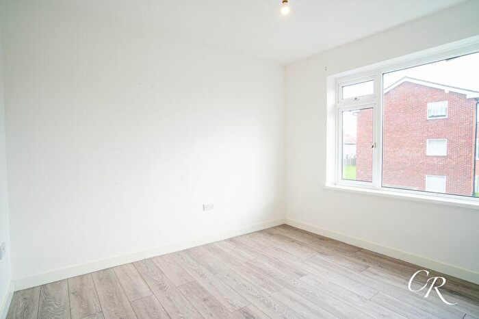 2 Bedroom Apartment For Sale In Sterling Court, Cheltenham, GL51