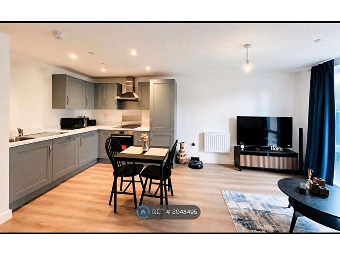 1 Bedroom Flat To Rent In John Thornycroft Road, Southampton, SO19