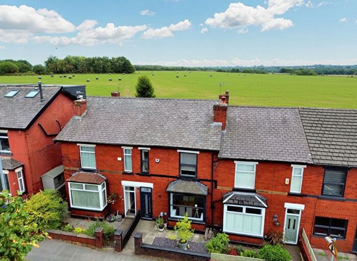 3 Bedroom Terraced House For Sale In Ringley Road West, Radcliffe, M26