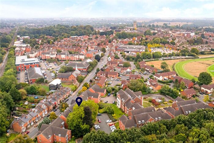 1 Bedroom Apartment To Rent In Romani Close, Warwick, Warwickshire, CV34