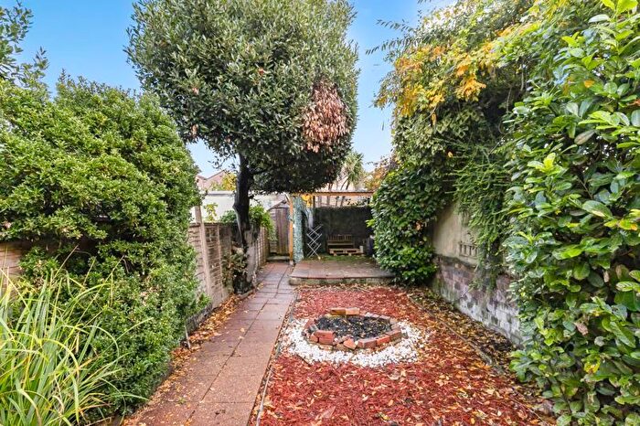 3 Bedroom Terraced House For Sale In Albert Parade, Bristol, BS5