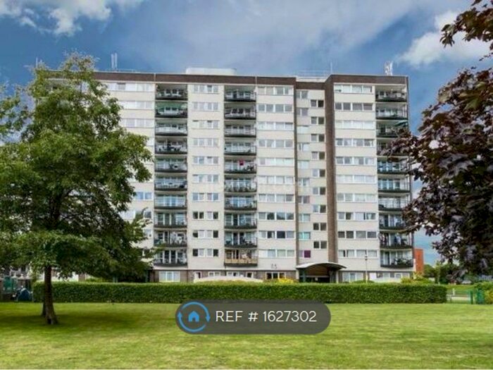 1 Bedroom Flat To Rent In Master Gunner Place, London, SE18