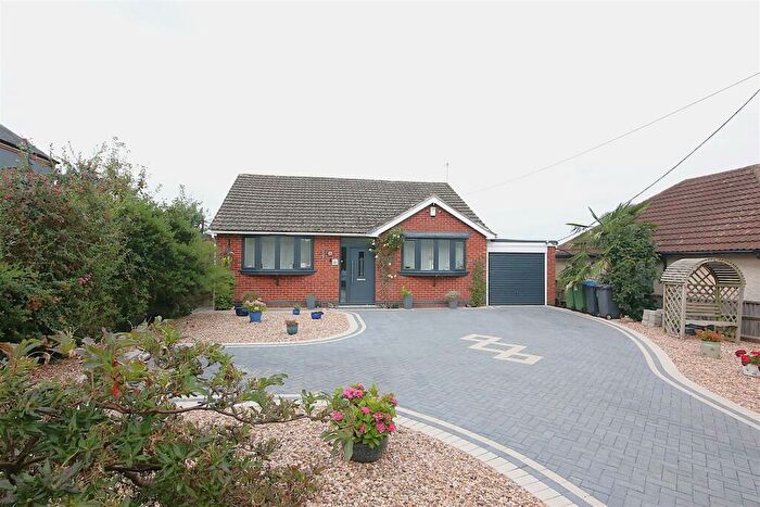 2 Bedroom Detached Bungalow For Sale In Lutterworth Road, Brinklow, Warwickshire, CV23