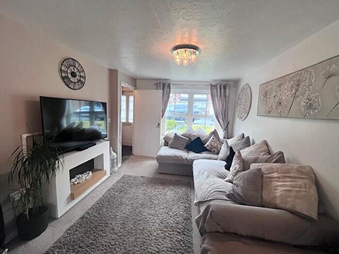 3 Bedroom Semi-Detached House To Rent In Lower Meadow Drive, Congleton, CW12