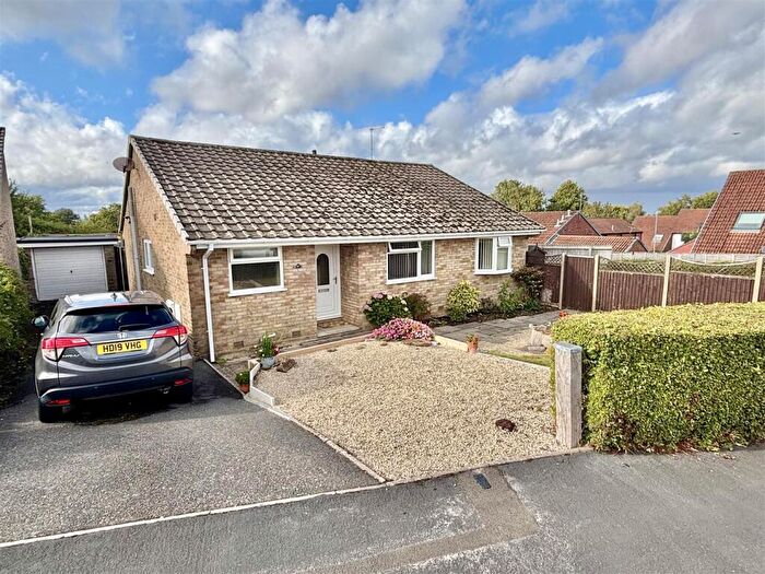 2 Bedroom Detached Bungalow For Sale In Stour View Gardens, Corfe Mullen, BH21