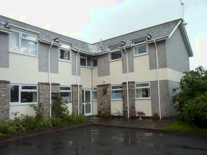 2 Bedroom Flat To Rent In Woodstock Mews, North Road, Cowbridge, CF71