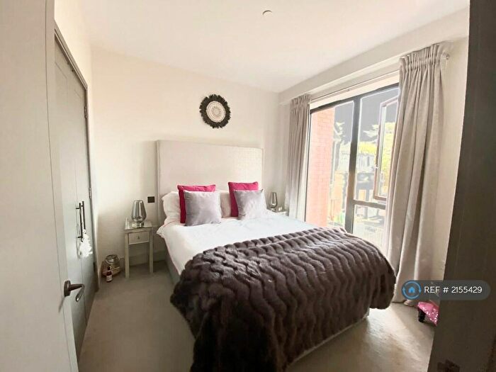 1 Bedroom Flat To Rent In Slough, Slough, SL1