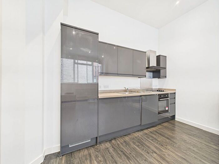 2 Bedroom Flat To Rent In Orleans House, Edmund Street, L3