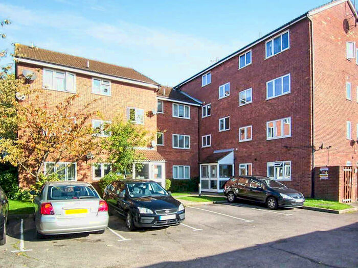 2 Bedroom Flat To Rent In Neptune Road, Harrow, Greater London, HA1