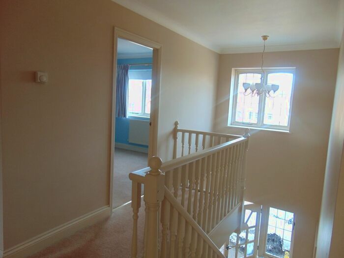 5 Bedroom Detached House To Rent In Athenia Close, Goffs Oak Cuffley EN7
