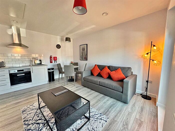 1 Bedroom Flat To Rent In Fifth Avenue, York, YO31