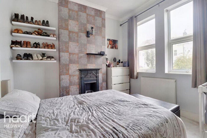 2 Bedroom Terraced House To Rent In Lumsden Terrace, Chatham, ME4