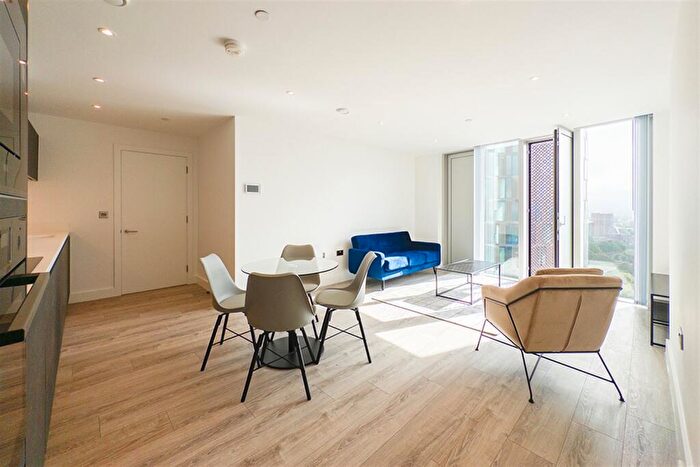 1 Bedroom Apartment To Rent In The Blade, M15