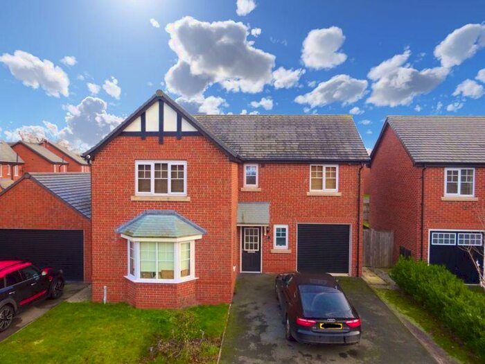 4 Bedroom Detached House To Rent In Oaks Close, Aston, Cheshire, CW5