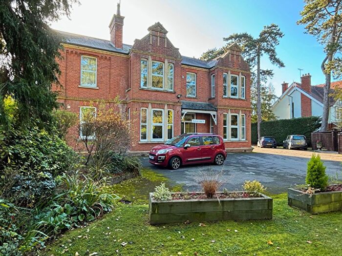 1 Bedroom Property For Sale In Hucclecote Lodge, Hucclecote Road, Gloucester, GL3