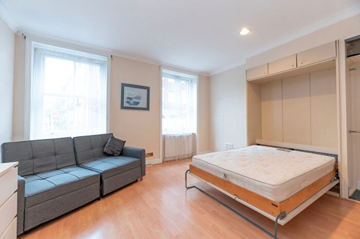 Studio To Rent In London, W1G