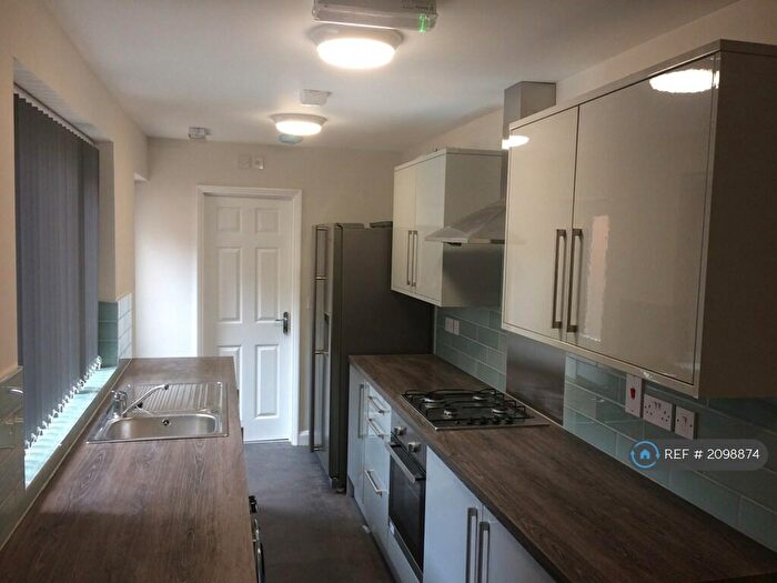 4 Bedroom Terraced House To Rent In Colchester Street, Coventry, CV1