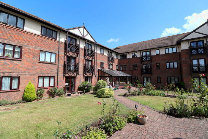 Apartment To Rent In Brentwood, CM15
