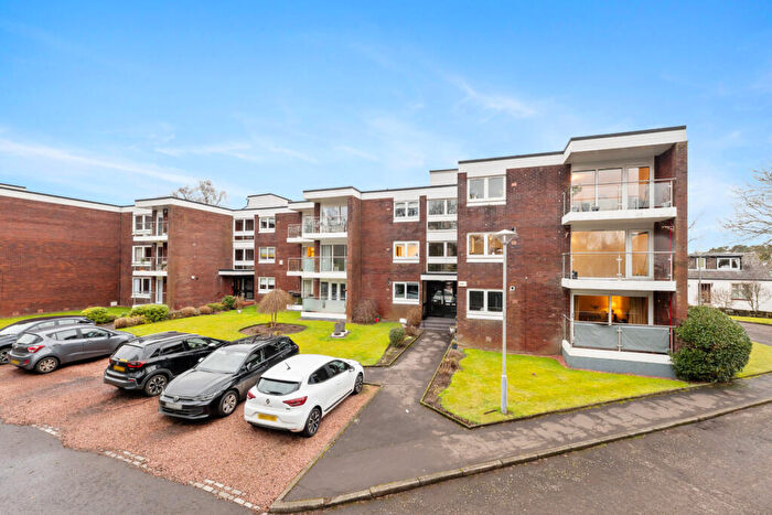 2 Bedroom Flat For Sale In Shaw Farm Apartments, Newtonlea Avenue, Newton Mearns, G77