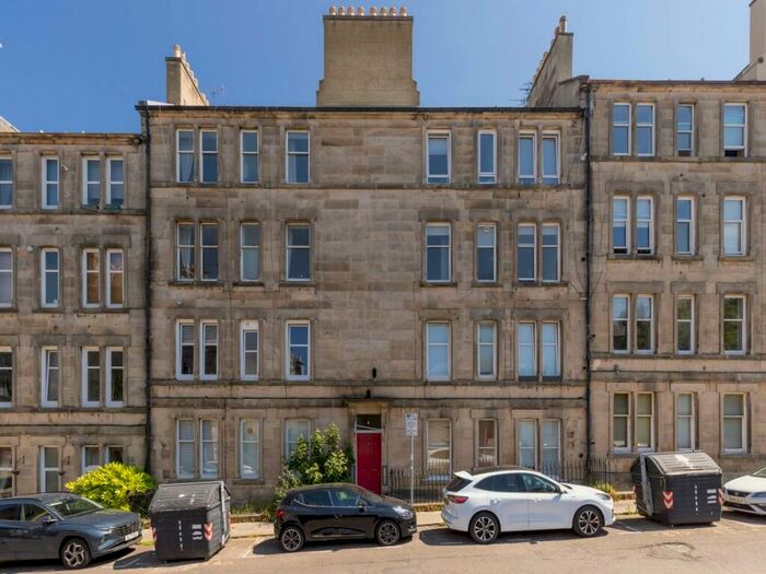 1 Bedroom Flat To Rent In Comely Bank Row, Edinburgh, EH4