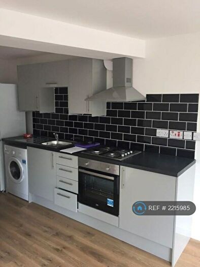 1 Bedroom Flat To Rent In Carlton Parade, Orpington, BR6