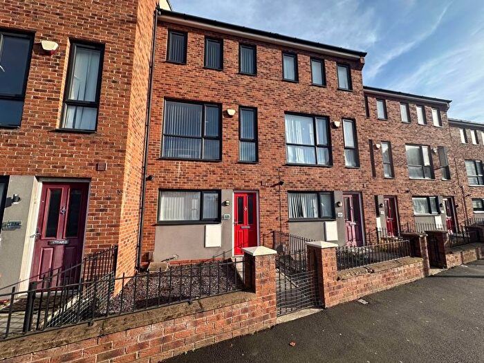 4 Bedroom Property To Rent In Green Lane, Liverpool, L13