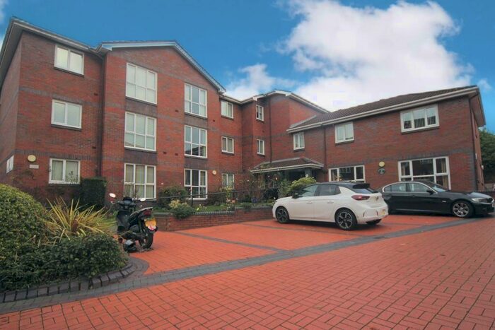 1 Bedroom Apartment To Rent In Aigburth Vale, Mossley Hill, Liverpool, L17