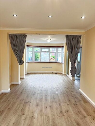 4 Bedroom Semi-Detached House To Rent In Lucas Avenue, Harrow, HA2