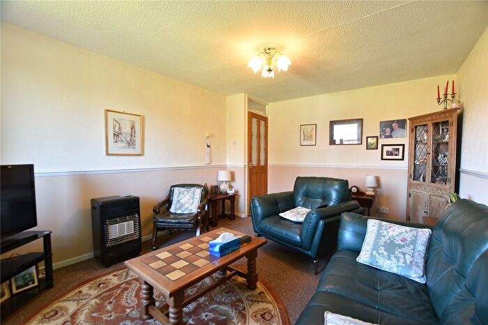 2 Bedroom Bungalow For Sale In Cumberland Drive, Royton, Oldham, Greater Manchester, OL2