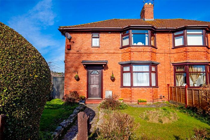 3 Bedroom Semi-Detached House For Sale In Shirehampton Road, Bristol, BS9
