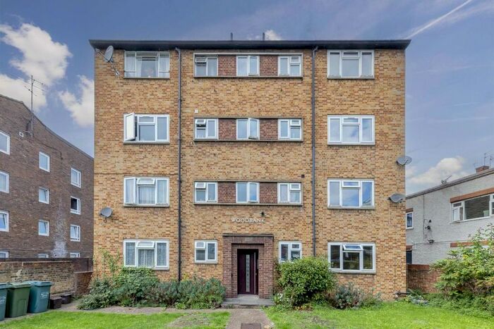 1 Bedroom Flat To Rent In Tollington Park, London, N4